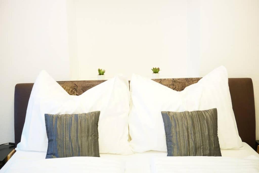 Urban City Apartment - Contactless Check-In Відень Екстер'єр фото