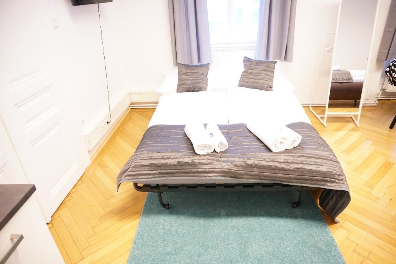 Urban City Apartment - Contactless Check-In Відень Екстер'єр фото
