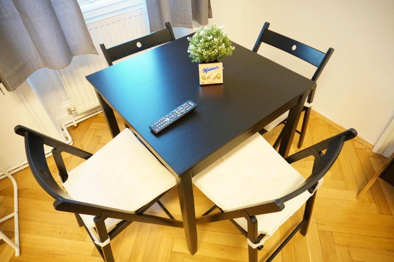 Urban City Apartment - Contactless Check-In Відень Екстер'єр фото